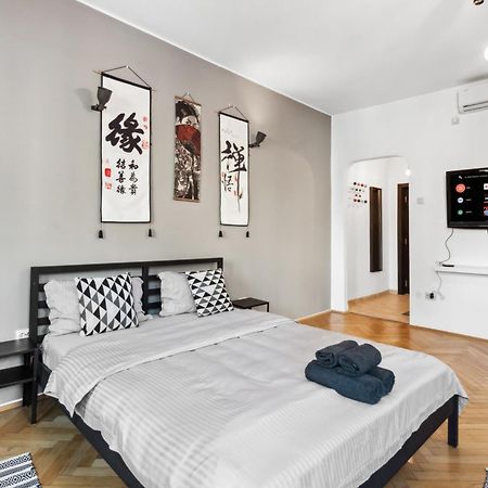 Ferienwohnung Old Town Studio City Center 23A Bukarest Exterior foto